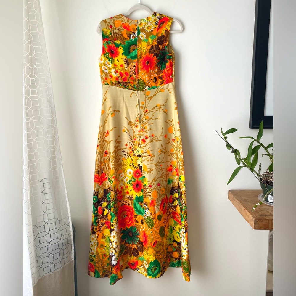 Vintage floral empire waist A-line maxi dress - Picture 12 of 13